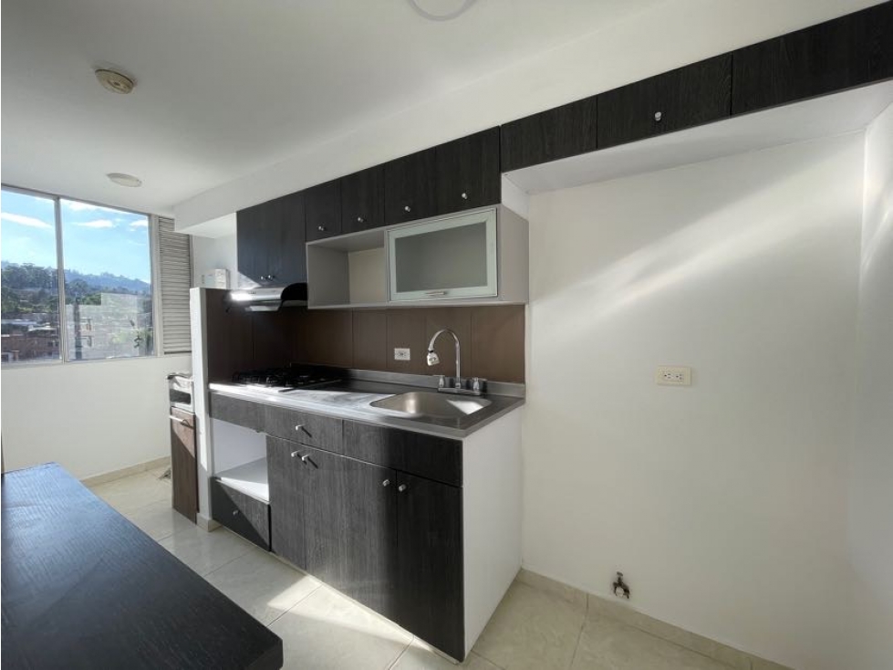 Apartamento para la venta en La Estrella, sector La Ferreria — foto 2