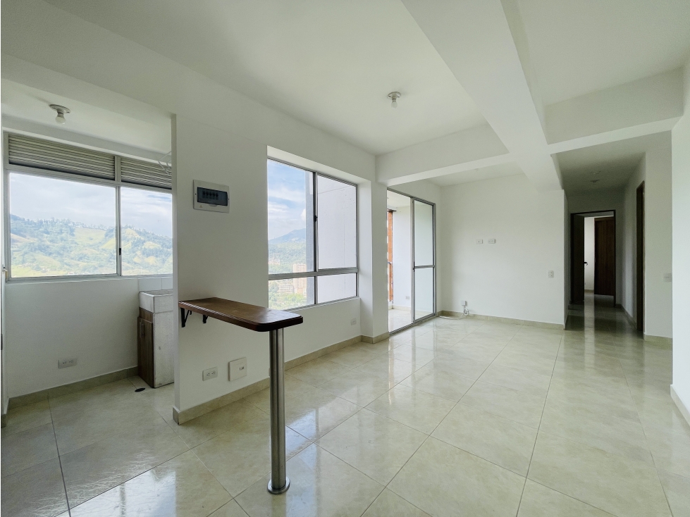 Apartamento En Venta Ubicada En Sabaneta En El Sector Las Lomitas