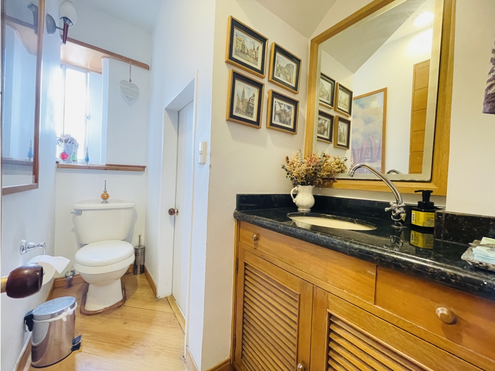 Apartamento En Venta Ubicada En Poblado Sector San Lucas — foto 2