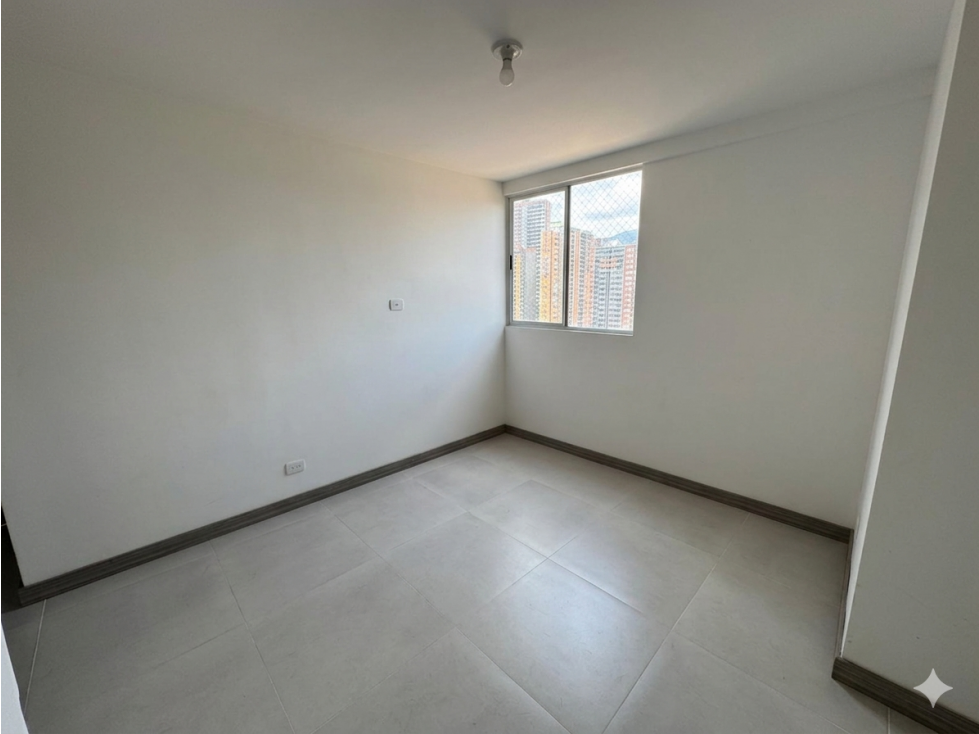 Venta de apartamento en Itagui Suramerica (B) — foto 5