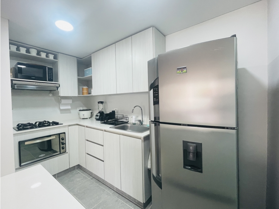 Apartamento En Venta Ubicada En Envigado En El Sector Camino Verde (M) — foto 2