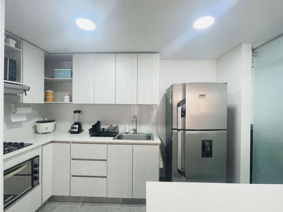 Apartamento En Venta Ubicada En Envigado En El Sector Camino Verde (M) — foto 3