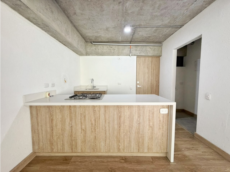 Aparta-estudio en el Retiro