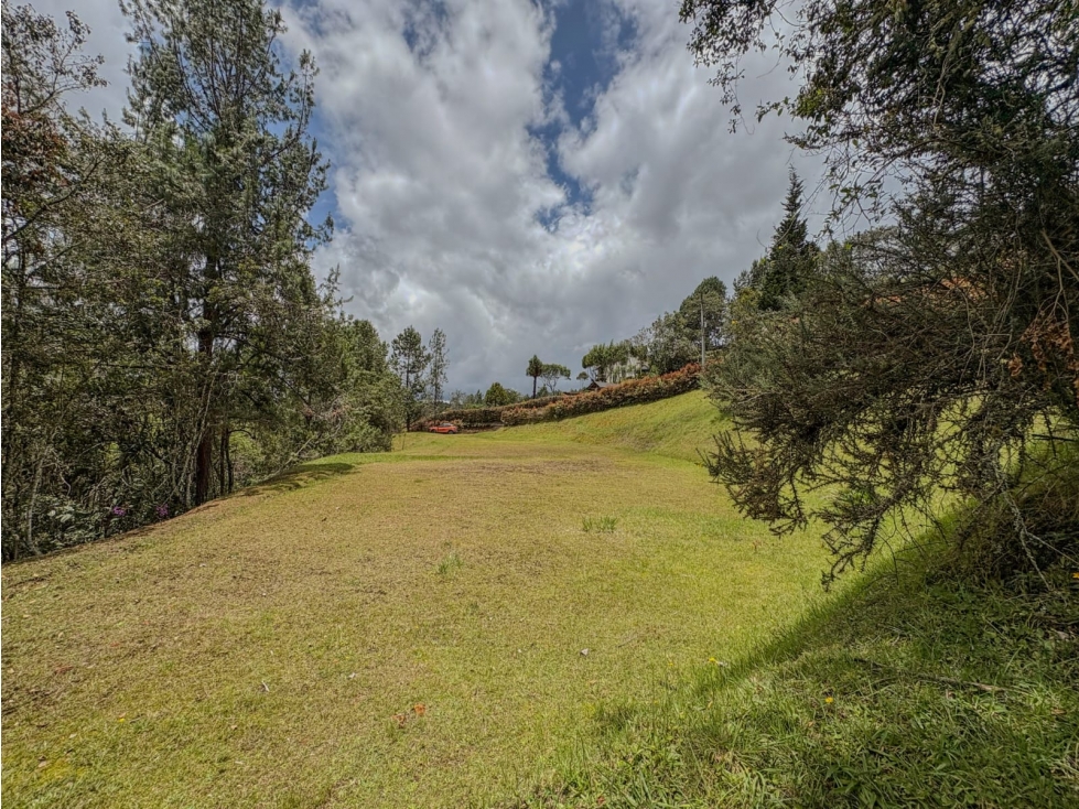 Lote en Parcelacion ubicado en el alto del Escobero — foto 2