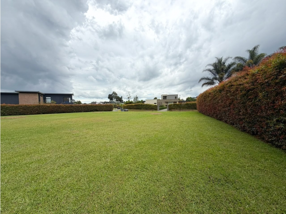 Lote plano en LLanogrande — foto 2