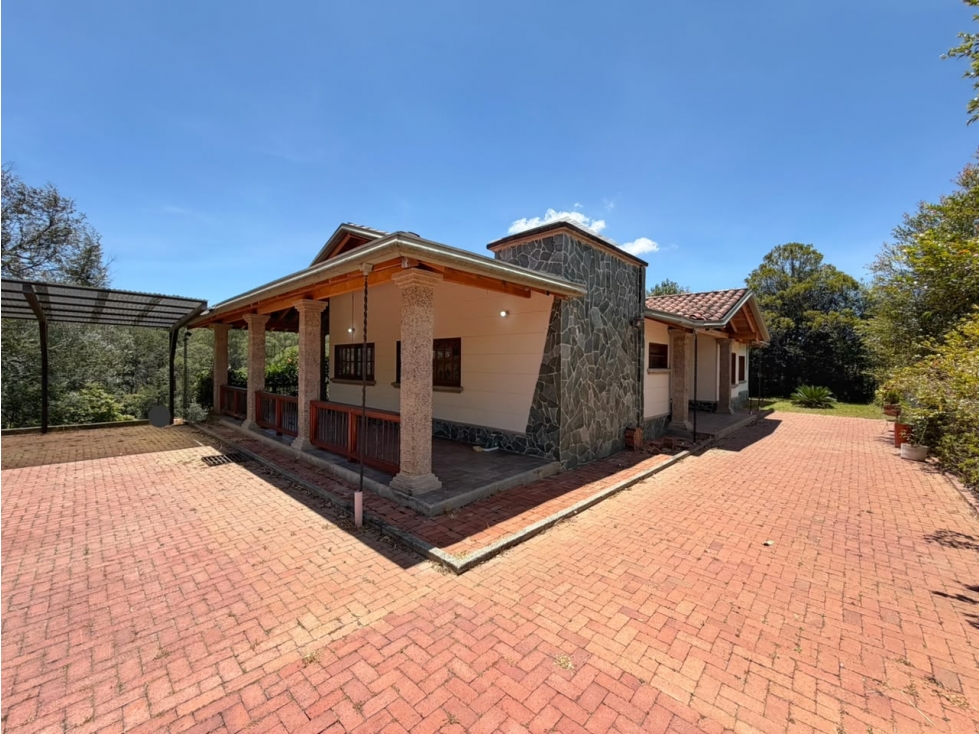 Casa Campestre cerca al Aeropuerto JMC