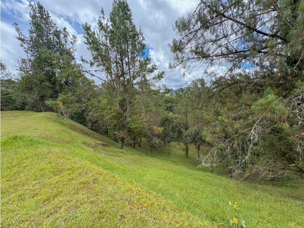 Lote en Parcelacion ubicado en el alto del Escobero — foto 3