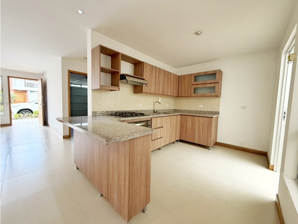 Casa en San Antonio de Pereira — foto 3