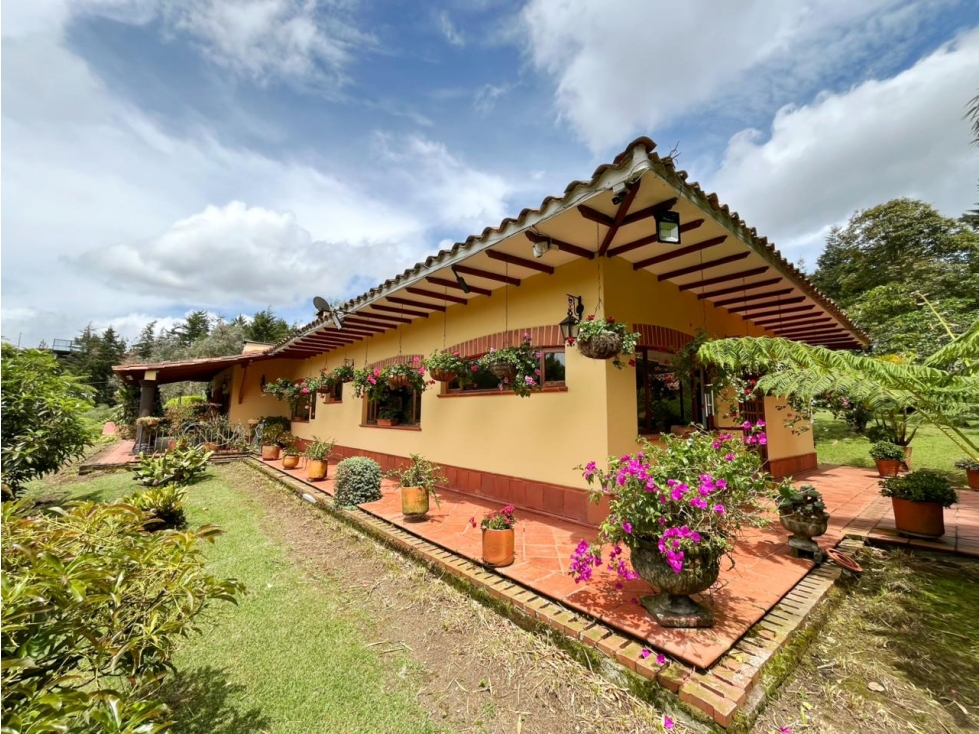 Hermosa Finca Caballista sector Aeropuerto — foto 4