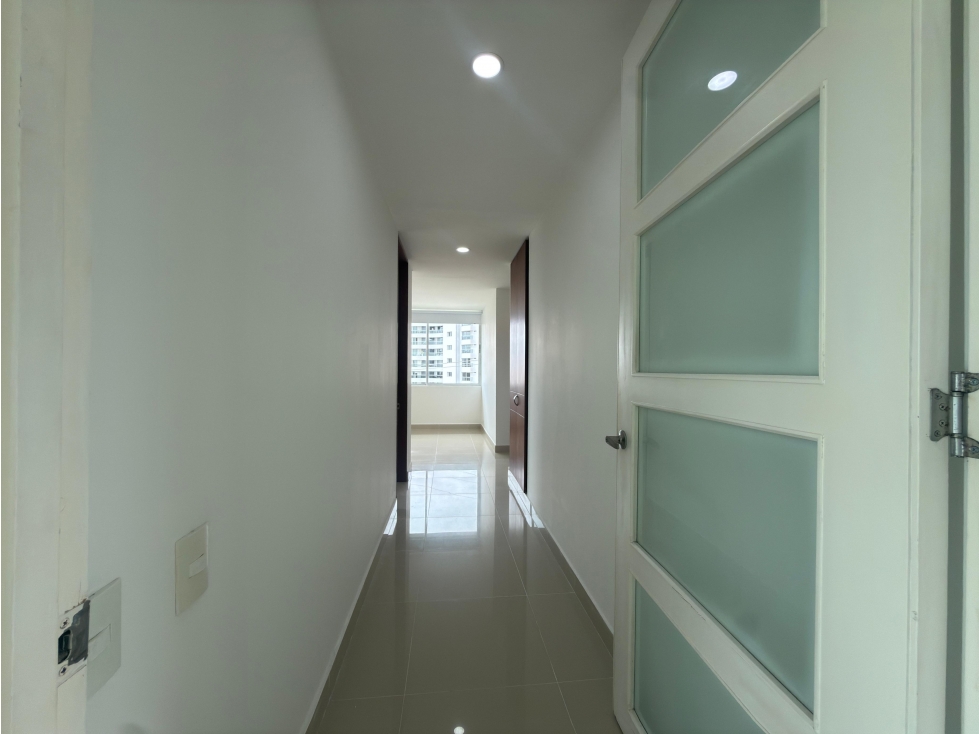 ARRIENDO APARTAMENTO CERCA DEL CENTRO COMERCIAL BUENAVISTA — foto 4