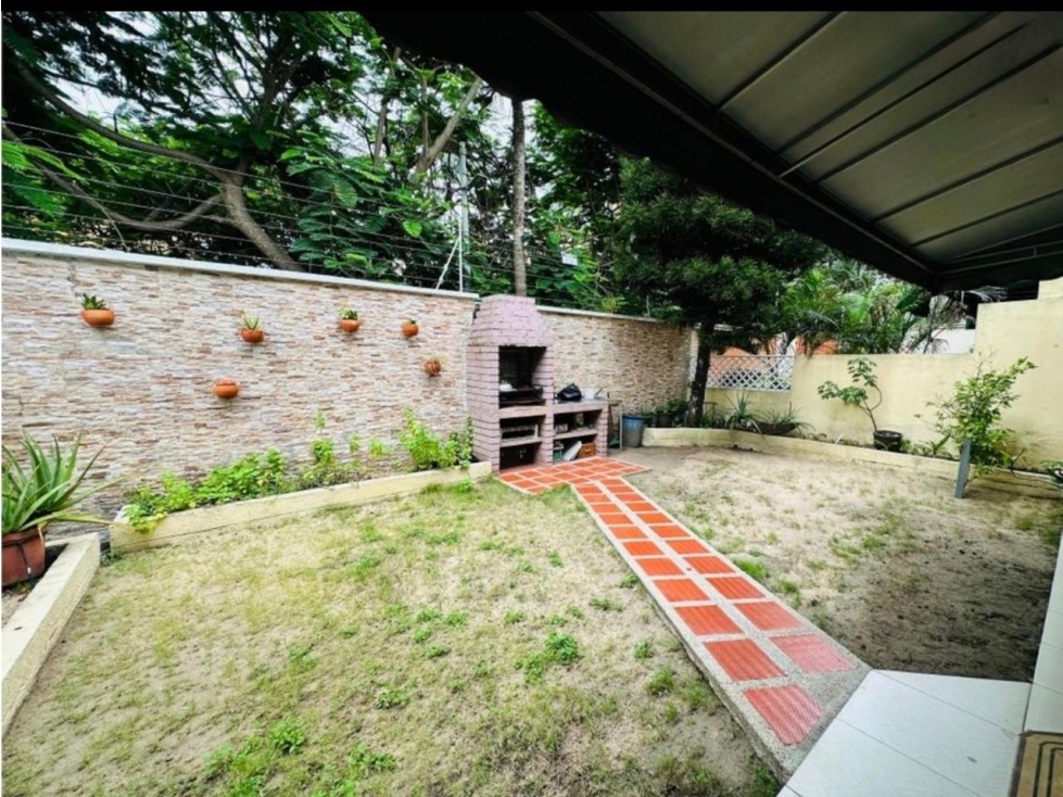 VENDO CASA EN SANTA MONICA,BARRANQUILLA — foto 3