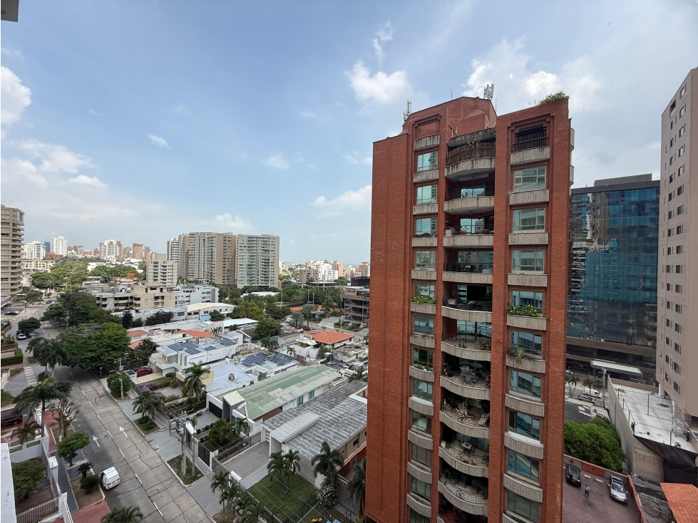 VENDO APARTAMENTO EN EL GOLF, BARRANQUILLA