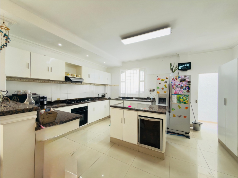 VENDO CASA ALTOS DE RIOMAR, BARRANQUILLA. — foto 2