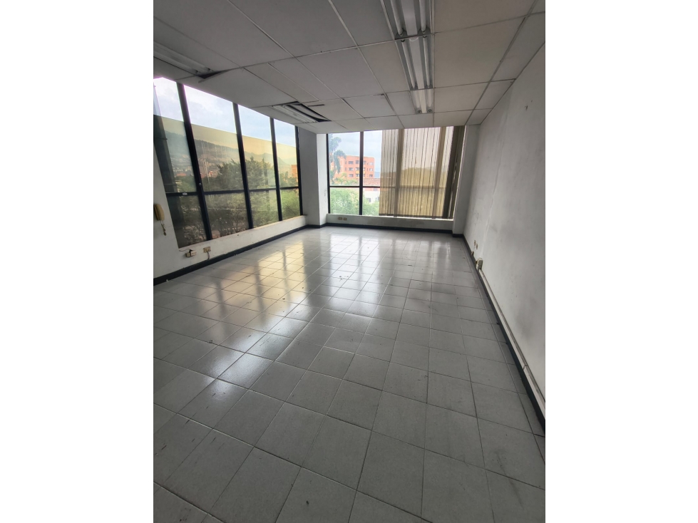 Oficina comercial en arriendo Laureles Medellín. — foto 2