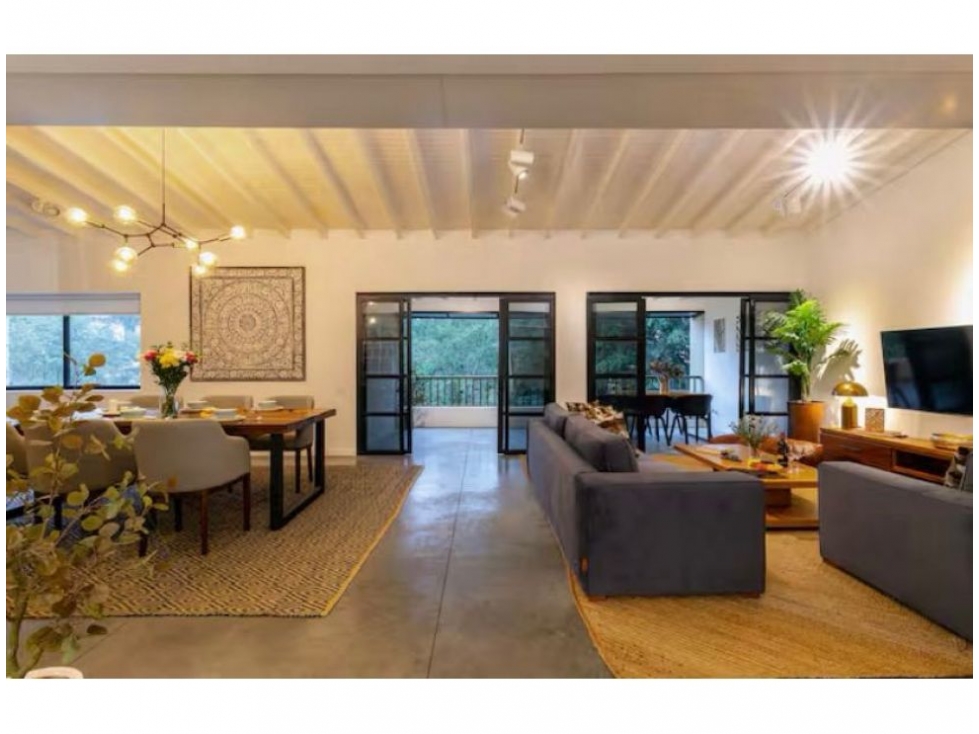 Penthouse amoblado en venta en Poblado Provenza