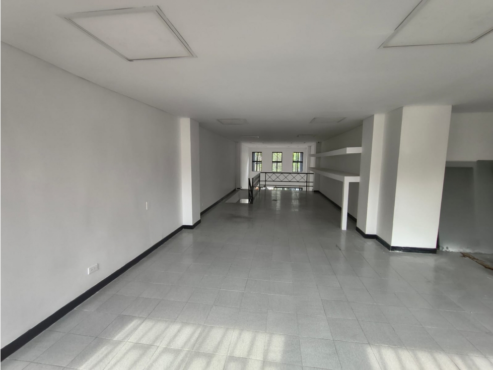 Local comercial en arriendo Laureles Medellín.