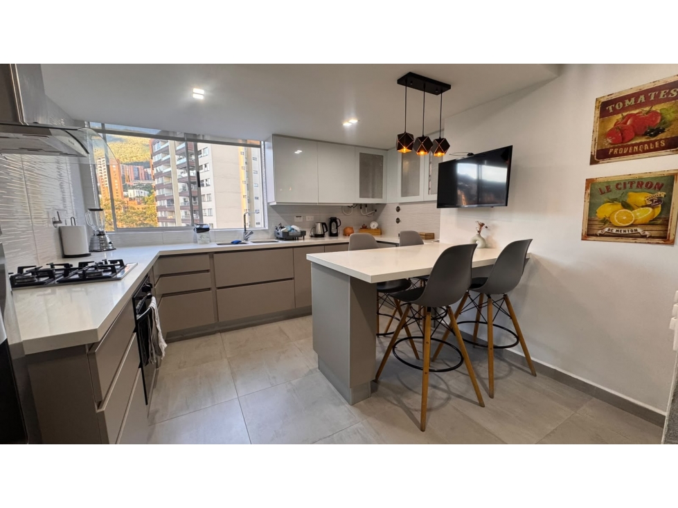 Apartamento Dúplex para Arriendo en el Poblado