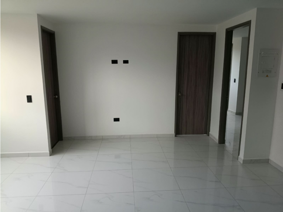 Arriendo apartamento en guayabal barrio santafe — foto 3