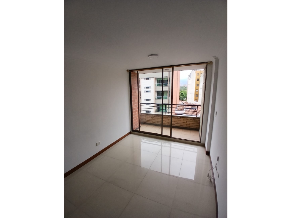Apartaestudio para Arriendo en Laureles — foto 6