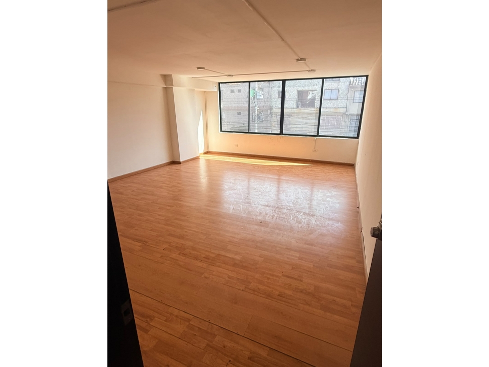 Local para arriendo en Belen Rosales — foto 5