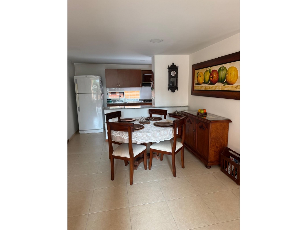 Apartamento Amoblado Arriendo Laureles — foto 5