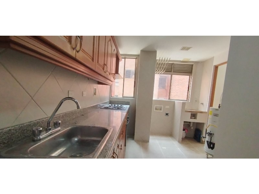 Arriendo apartamento en Laureles — foto 3