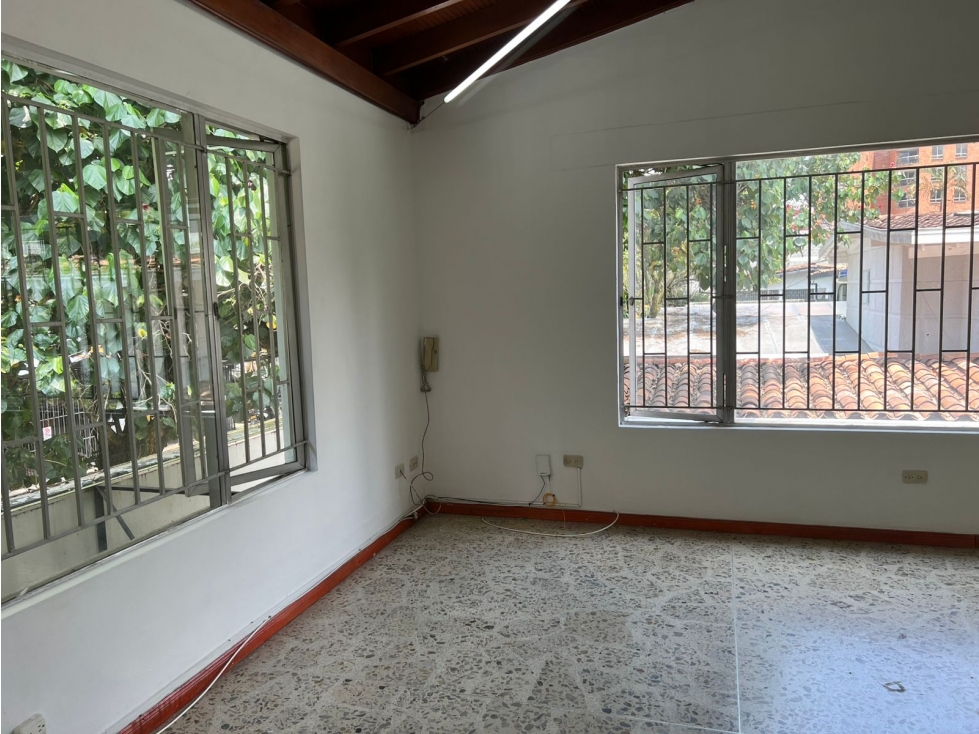 Casa comercial en arriendo Poblado Patio Bonito Medellín — foto 2