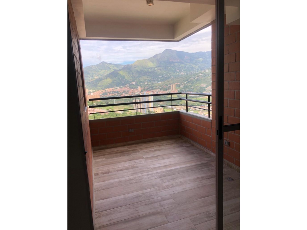 Venta de Apartamento dúplex Florida Norteamérica Bello — foto 2