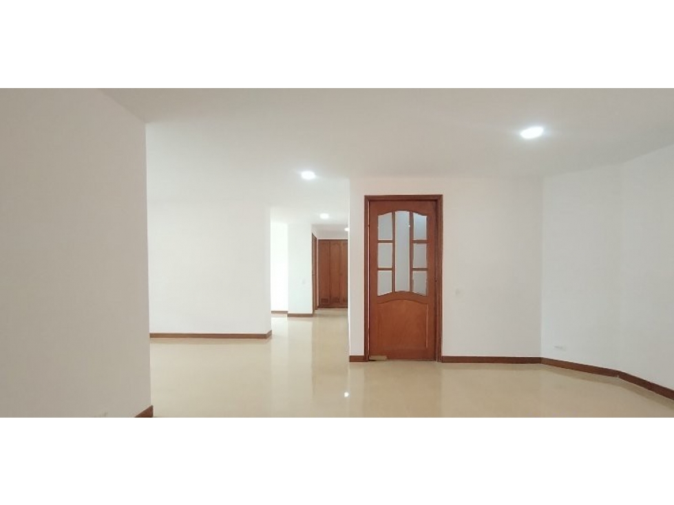 Arriendo apartamento en Laureles — foto 4