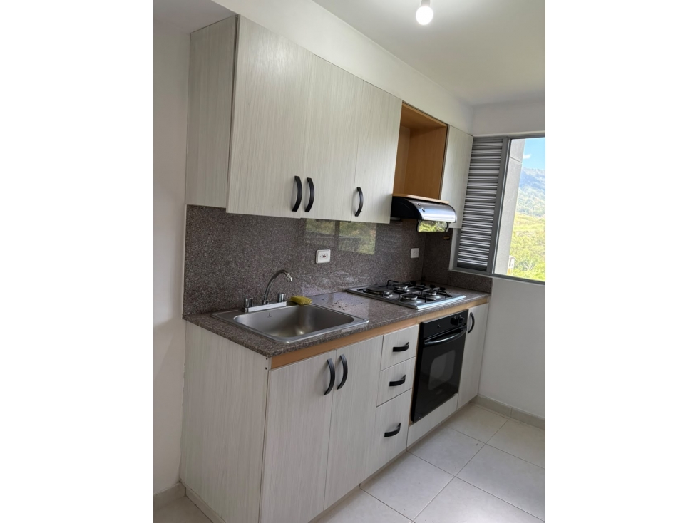 Arriendo apartamento en la castellana — foto 5