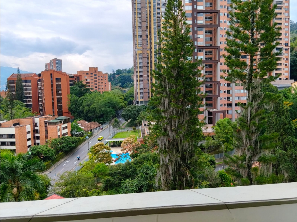 Apartamento Arriendo en el Poblado