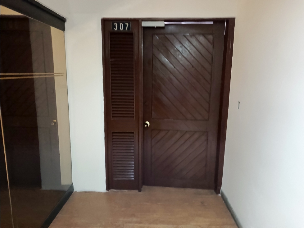 Se arrienda local comercial Las Esmeraldas Itagüí