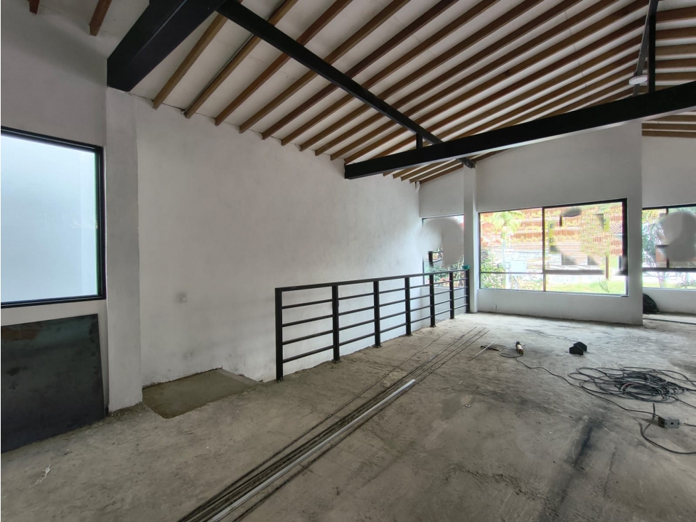 Local comercial en arriendo poblado Patio Bonito Medellín