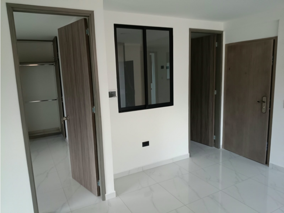 Arriendo apartamento en guayabal barrio santafe — foto 5
