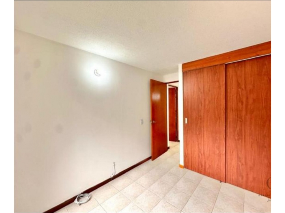 Apartamento en venta en la Aguacatala Medellín — foto 5
