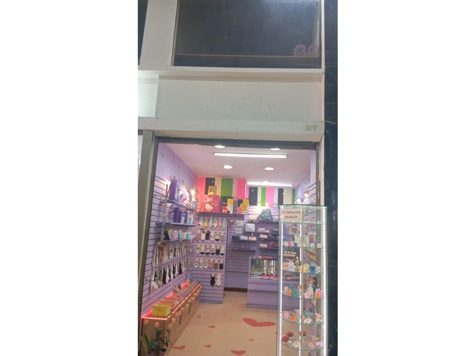 Local en arriendo y venta Centro Pasaje Comercial La Bolsa Medellín — foto 2