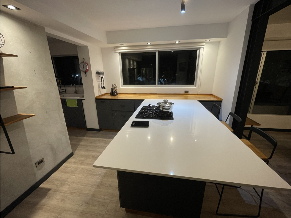 Apartamento en arriendo Poblado Milla de Oro — foto 4