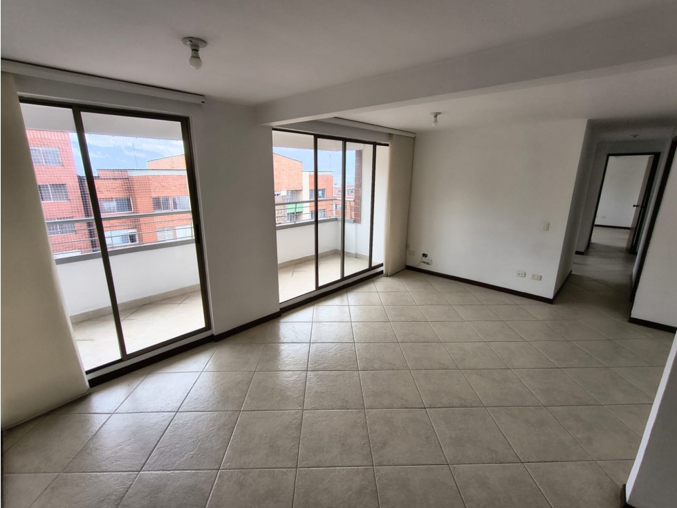 Apartamento para Arriendo loma de los Bernal — foto 5