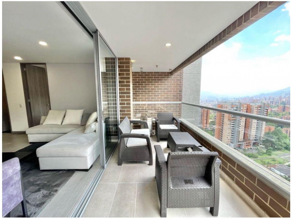 Apartamento en venta Loma de las Brujas, Envigado