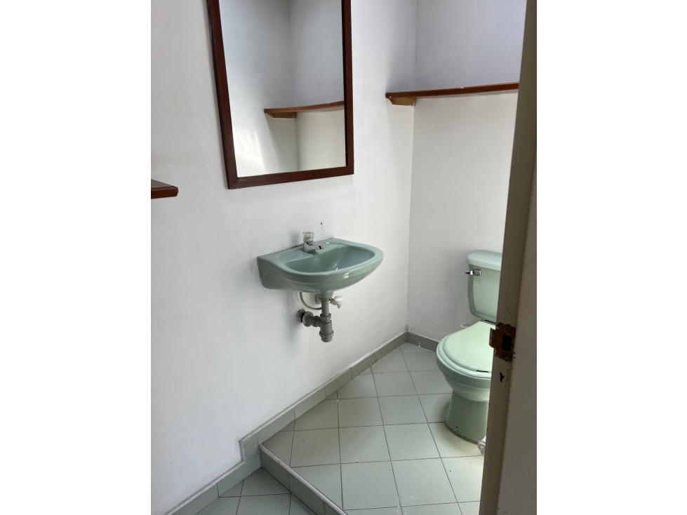 Casa comercial en arriendo Poblado Patio Bonito Medellín — foto 6