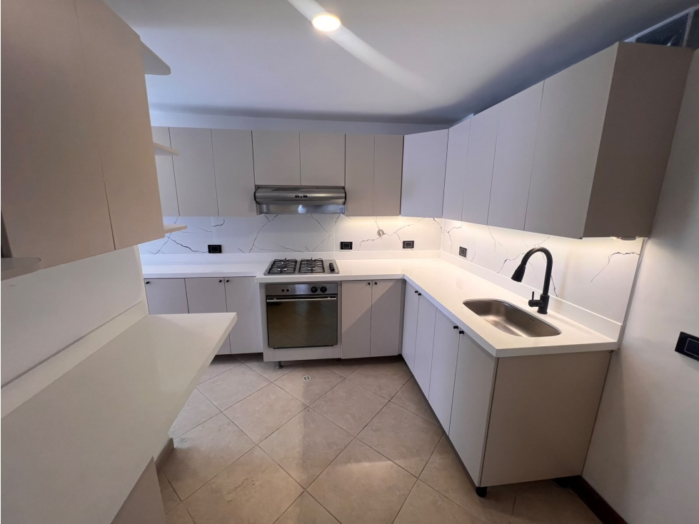 Apartamento para Arriendo en Envigado el esmeraldal