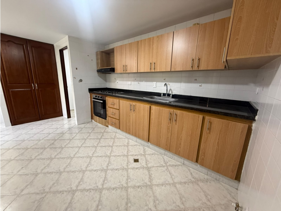Apartamento en arriendo Laureles, Medellín — foto 2