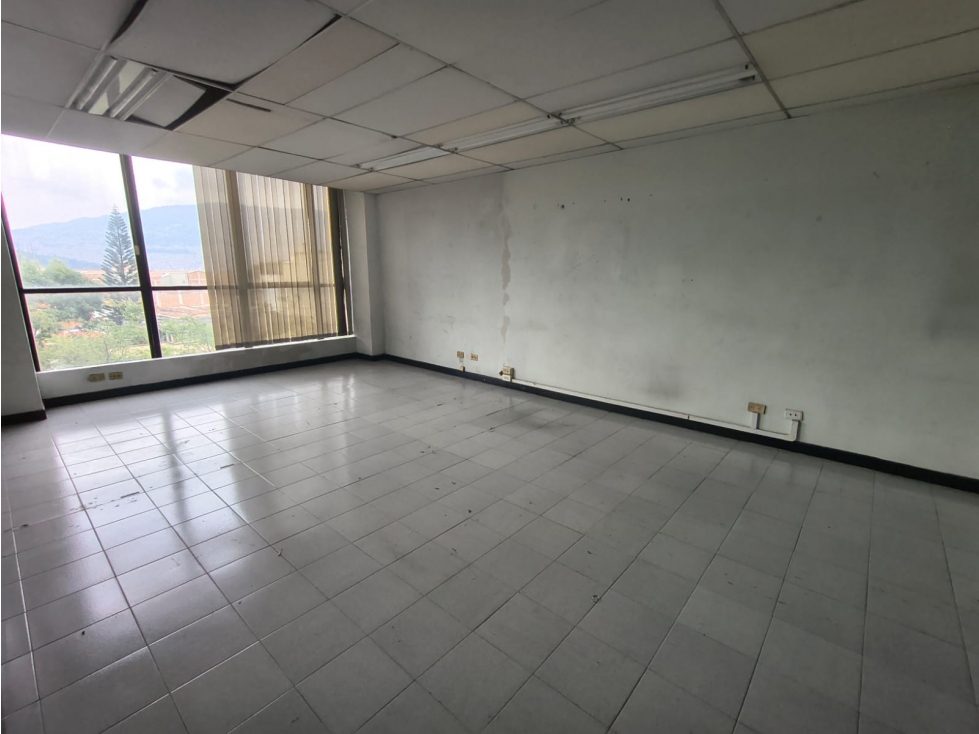 Oficina comercial en arriendo Laureles Medellín. — foto 6