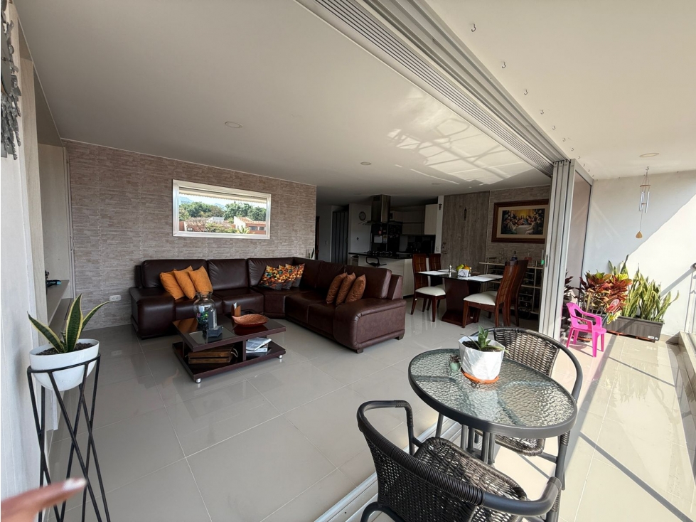 VENTA DE APARTAMENTO EN MEDELLIN -LOS COLORES — foto 2