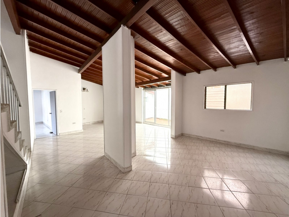 VENTA DE CASA INDEPENDIENTE EN LAURELES - ESTADIO — foto 2