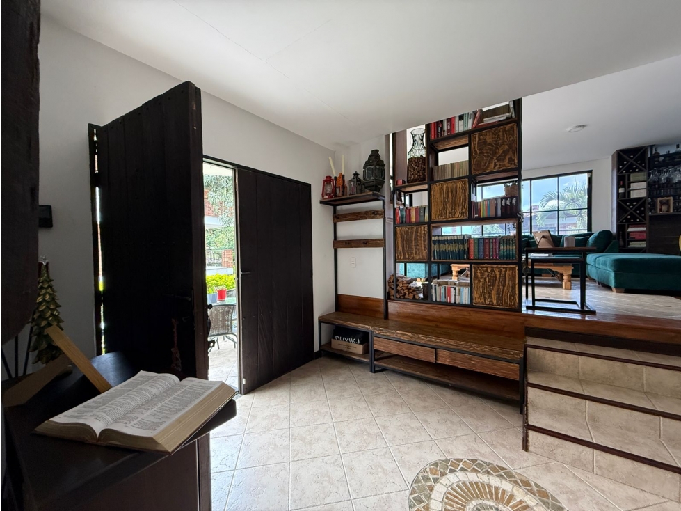 VENTA DE CASA EN SABANETA-LOMA DE LAS FLORES — foto 3