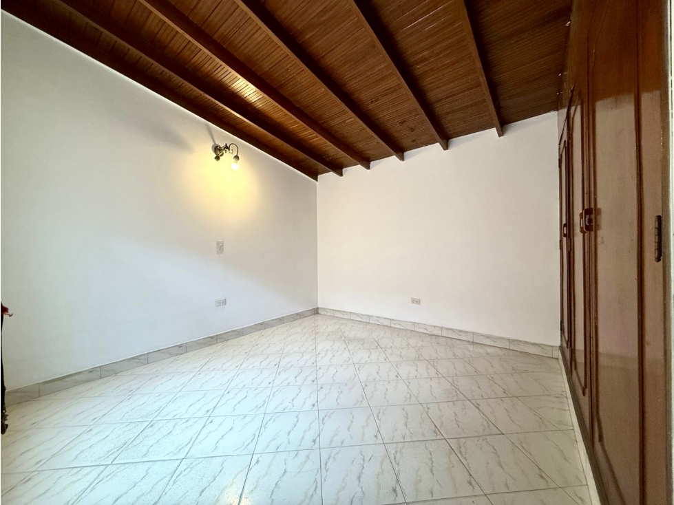 VENTA DE CASA INDEPENDIENTE EN LAURELES - ESTADIO — foto 5