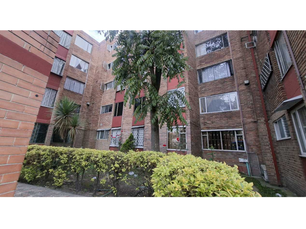 VENDO APTO PARA REMODELACIÓN CONJUNTO BOSQUES DE KENNEDY BOGO EFECTIVO — foto 2