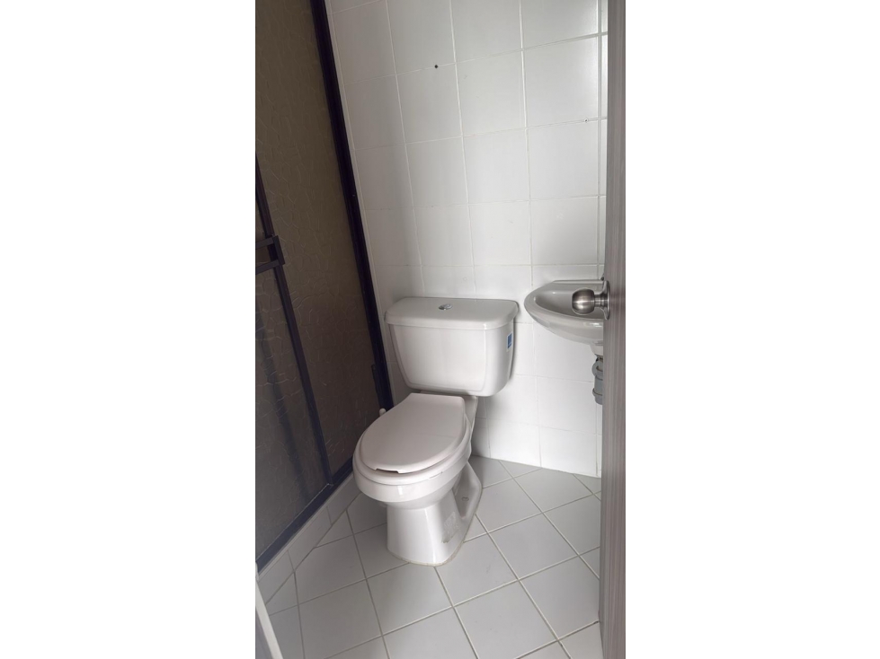 SE VENDE APARTAMENTO EN CONJUNTO CERRADO EN QUIMBAYA — foto 3
