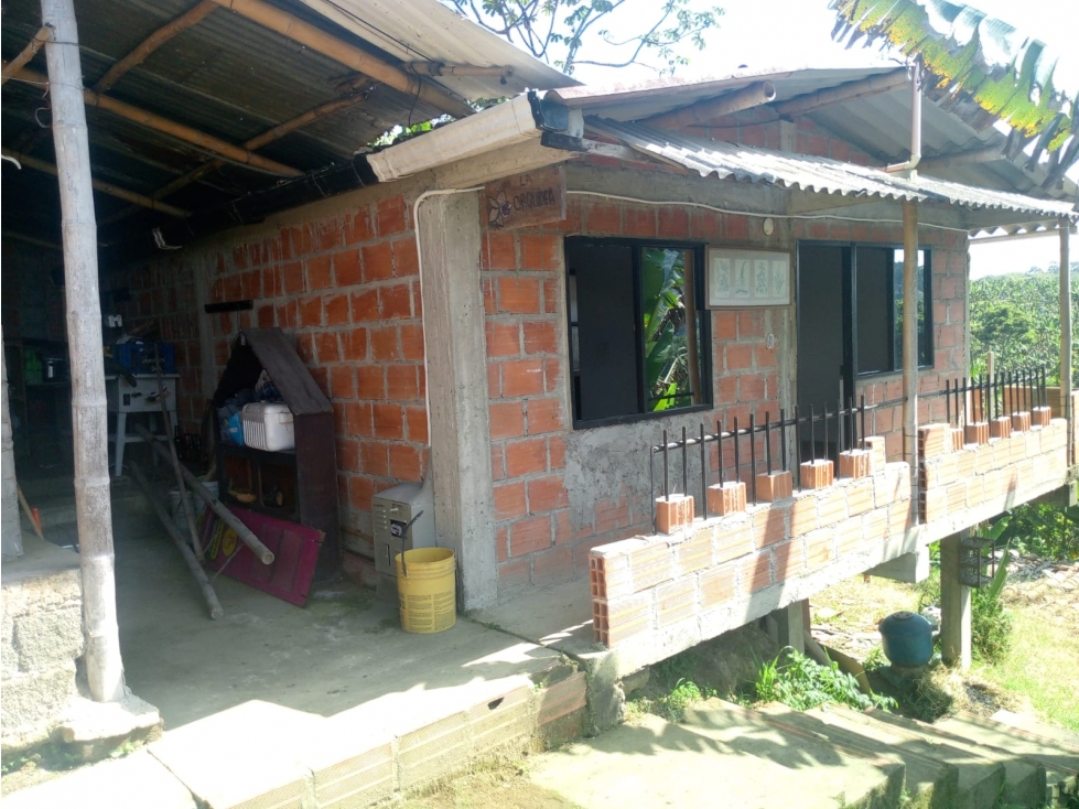 SE VENDE CASA DE CAMPO VIA CONDINA